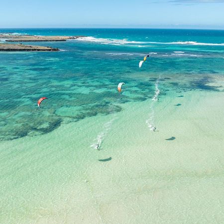 Ocean Lodge Kite & Windsurf Antsiranana Eksteriør billede