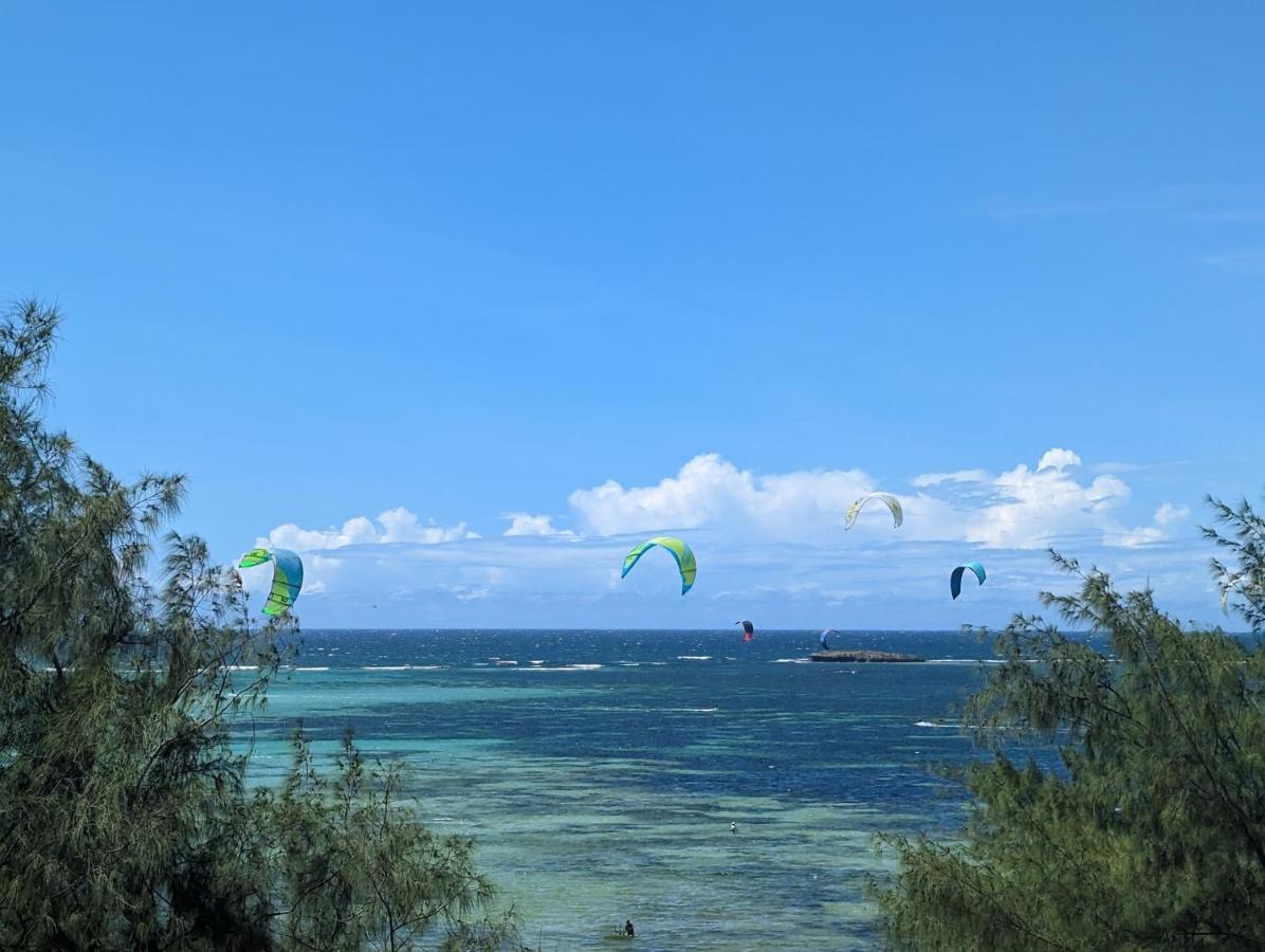 Ocean Lodge Kite & Windsurf Antsiranana Eksteriør billede