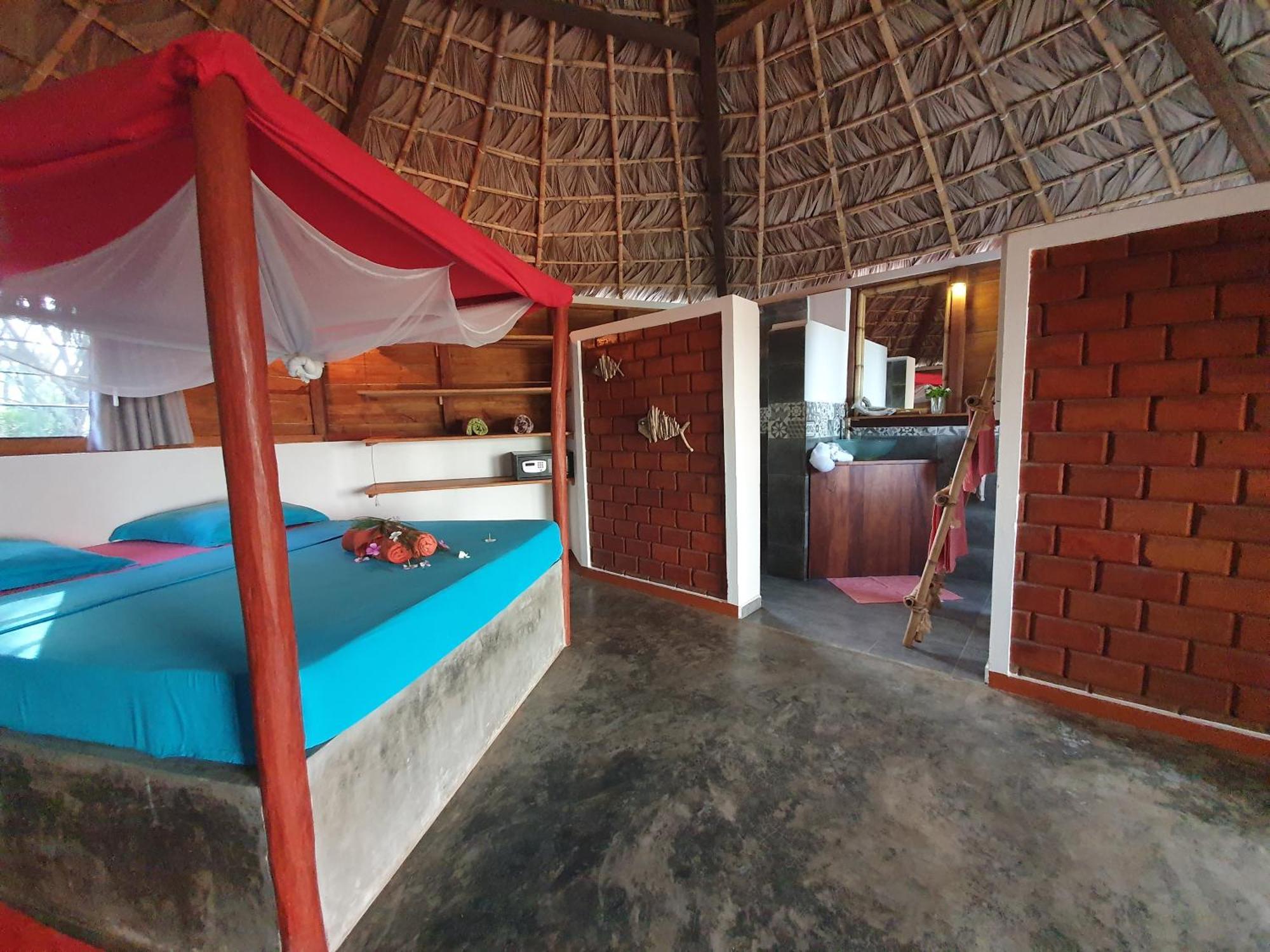 Ocean Lodge Kite & Windsurf Antsiranana Eksteriør billede