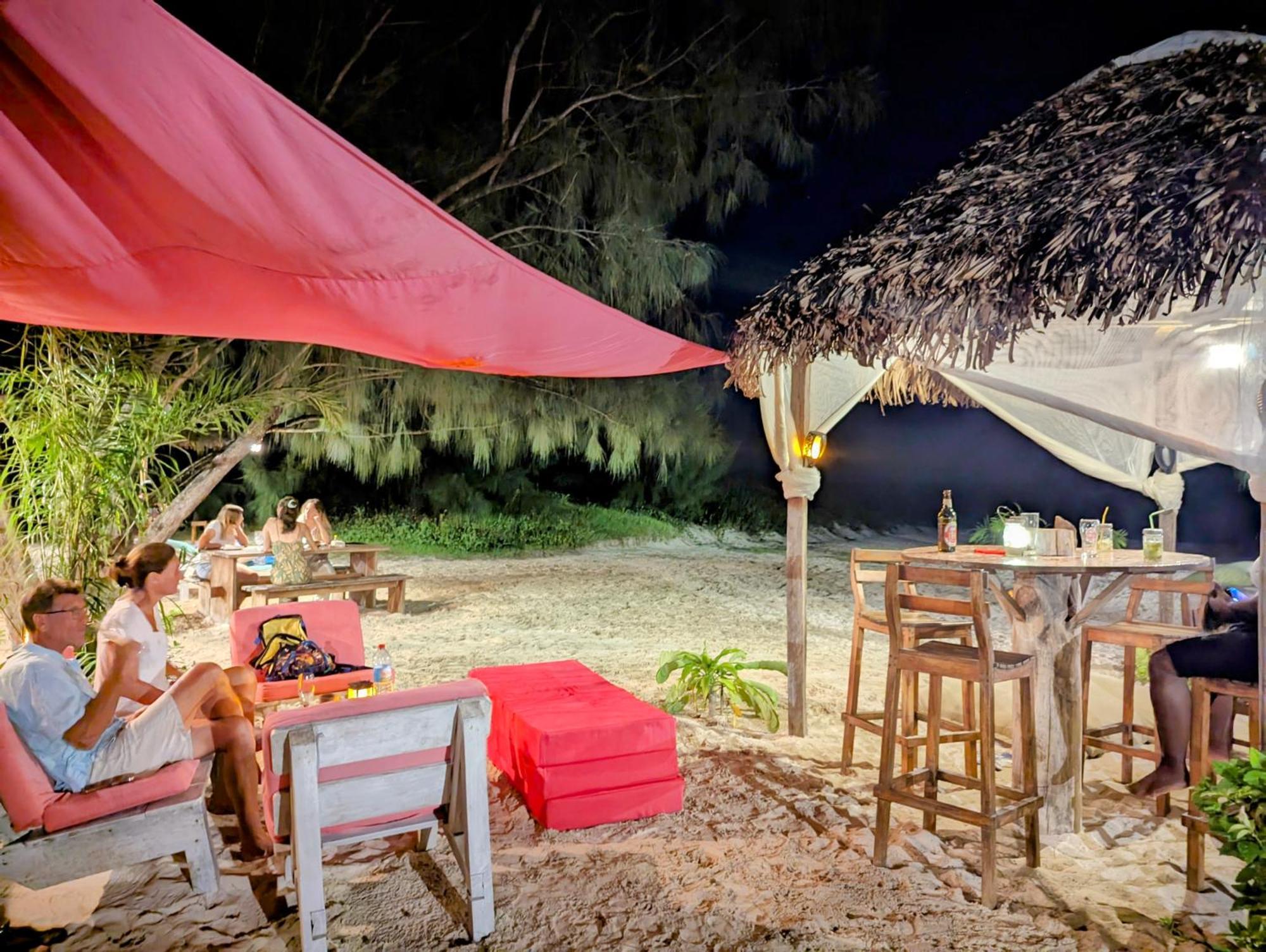 Ocean Lodge Kite & Windsurf Antsiranana Eksteriør billede