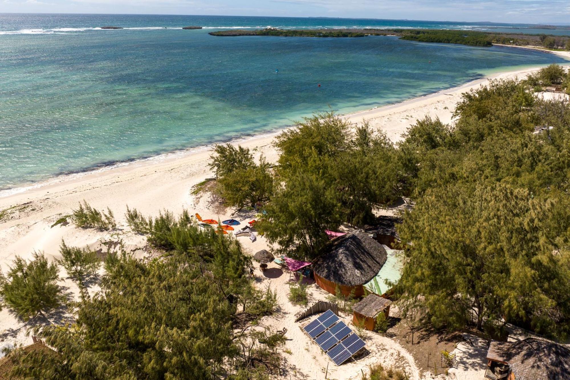 Ocean Lodge Kite & Windsurf Antsiranana Eksteriør billede
